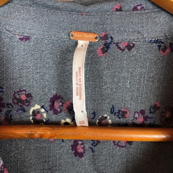 Free People | Grey Floral Shirt Mini Dress Size XS - Picture 5 of 8